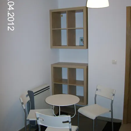 아파트 Close To The And With Communal Pool 보이로